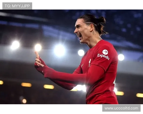 绰号沙皇的足球明星如何在绿茵场上书写传奇人生与辉煌成就